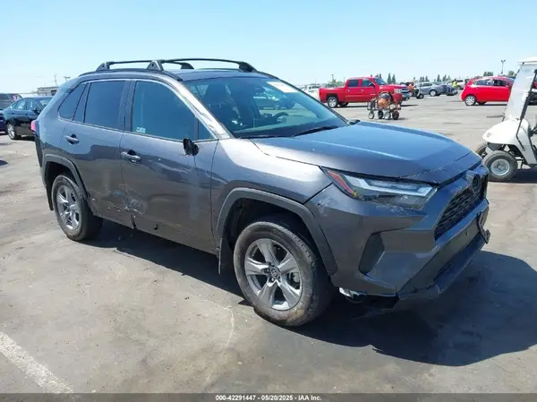 4T3RWRFV1RU127619 2024 TOYOTA RAV 4 - Image 1