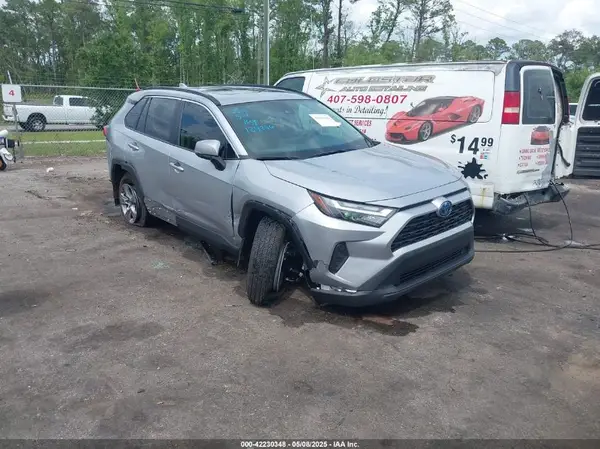 4T3RWRFV1RU139396 2024 TOYOTA RAV 4 - Image 1
