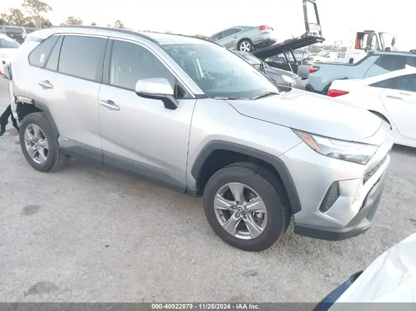 4T3RWRFV1RU151726 2024 TOYOTA RAV 4 - Image 1