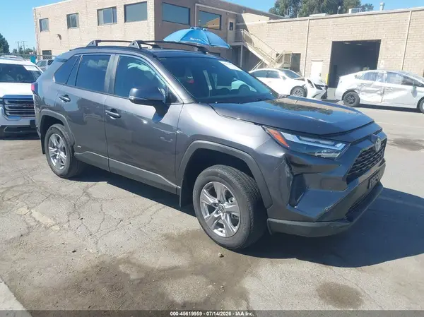 4T3RWRFV1RU152777 2024 TOYOTA RAV 4 - Image 1