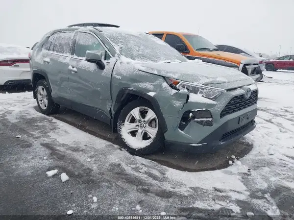 4T3RWRFV2MU027523 2021 TOYOTA RAV 4 - Image 1