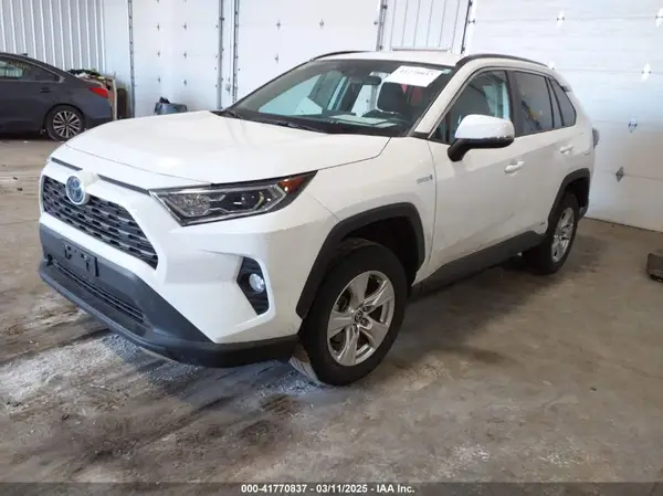 4T3RWRFV2MU040854 2021 TOYOTA RAV 4 - Image 2