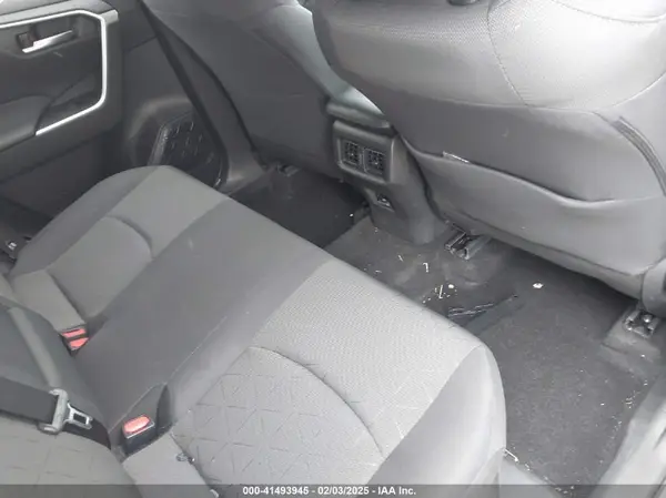 4T3RWRFV2RU126625 2024 TOYOTA RAV 4 - Image 8