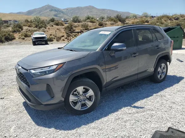 4T3RWRFV2RU152075 2024 TOYOTA RAV 4 - Image 1