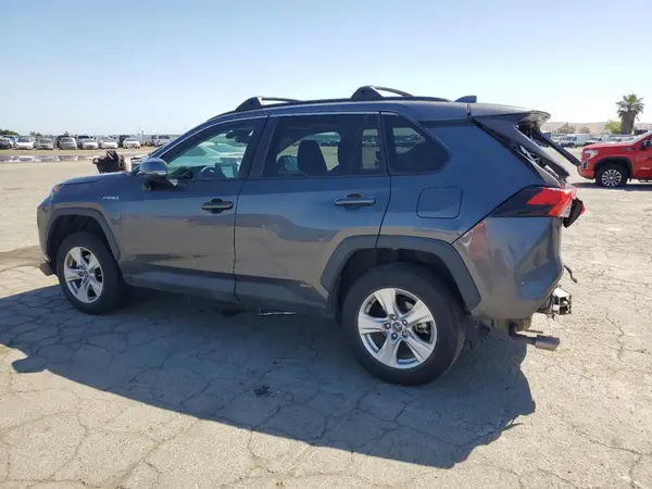 4T3RWRFV3LU005643 2020 TOYOTA RAV 4 - Image 2