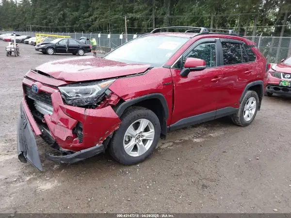 4T3RWRFV3MU036375 2021 TOYOTA RAV 4 - Image 2