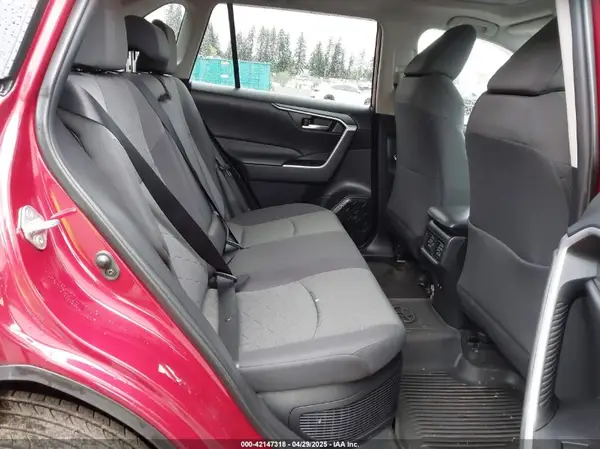 4T3RWRFV3MU036375 2021 TOYOTA RAV 4 - Image 8