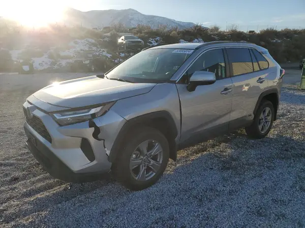 4T3RWRFV3NU058779 2022 TOYOTA RAV 4 - Image 1