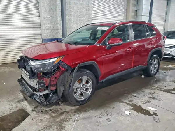 4T3RWRFV3NU072035 2022 TOYOTA RAV 4 - Image 1