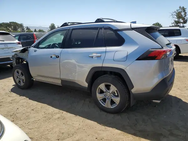 4T3RWRFV3RU137424 2024 TOYOTA RAV 4 - Image 2