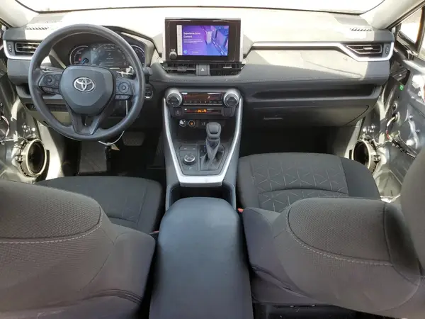 4T3RWRFV3RU137424 2024 TOYOTA RAV 4 - Image 8