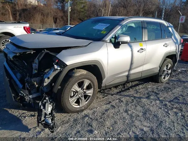 4T3RWRFV3RU146186 2024 TOYOTA RAV 4 - Image 2