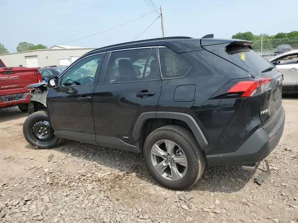 4T3RWRFV3RU152960 2024 TOYOTA RAV 4 - Image 2