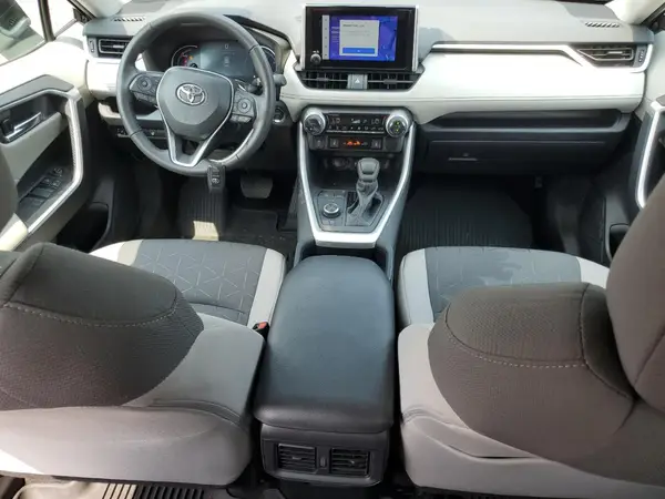 4T3RWRFV3RU152960 2024 TOYOTA RAV 4 - Image 8