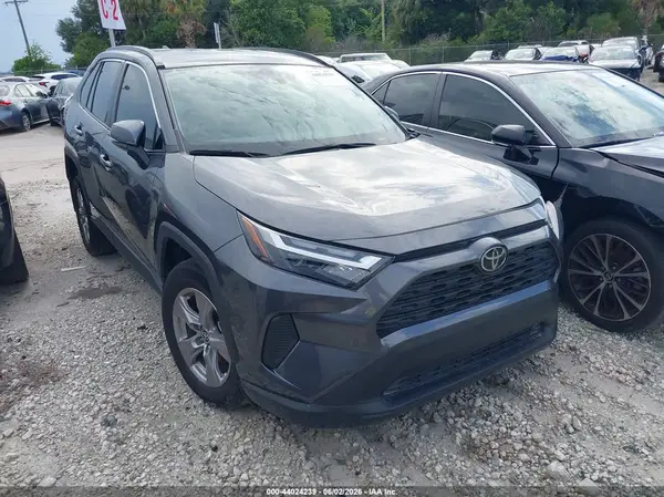4T3RWRFV3SU179677 2025 TOYOTA RAV 4 - Image 1