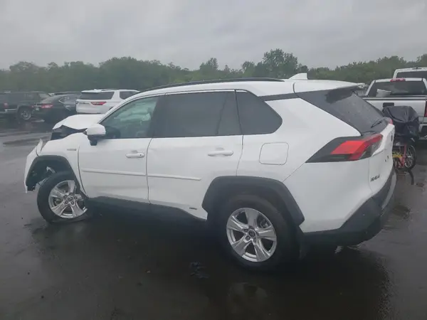 4T3RWRFV4MU033842 2021 TOYOTA RAV 4 - Image 2