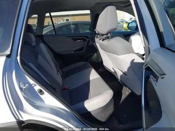 4T3RWRFV4NU059150 2022 TOYOTA RAV 4 - Image 8