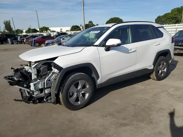4T3RWRFV4NU060976 2022 TOYOTA RAV 4 - Image 1