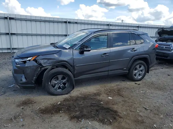 4T3RWRFV4NU074795 2022 TOYOTA RAV 4 - Image 1