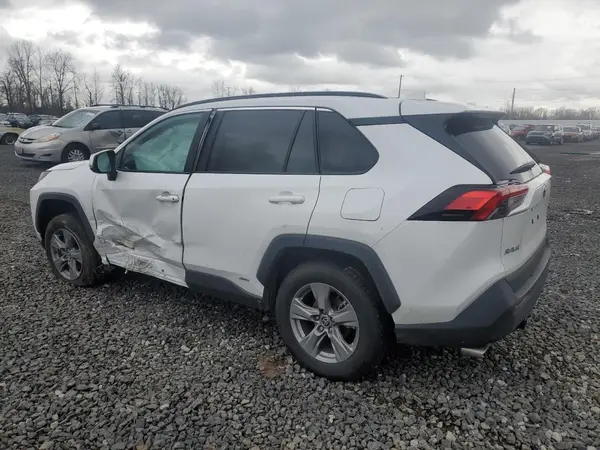 4T3RWRFV4RU127906 2024 TOYOTA RAV 4 - Image 2