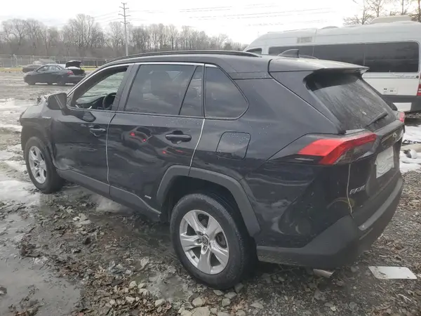4T3RWRFV5MU017746 2021 TOYOTA RAV 4 - Image 2