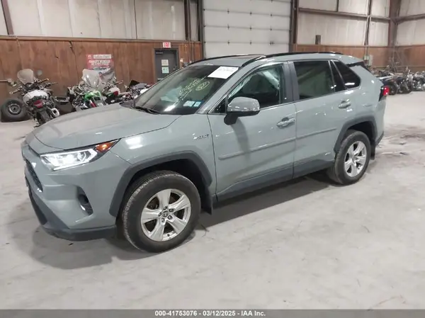 4T3RWRFV5MU036328 2021 TOYOTA RAV 4 - Image 2
