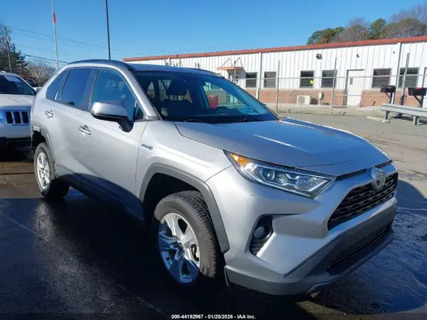 4T3RWRFV5MU043862 2021 TOYOTA RAV 4 - Image 1