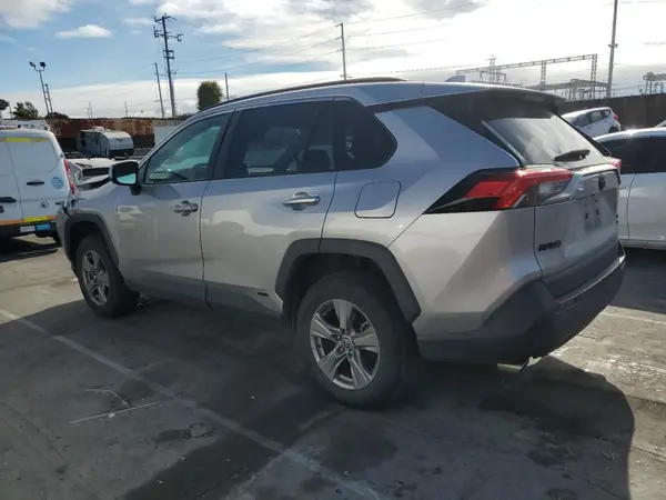 4T3RWRFV5NU062607 2022 TOYOTA RAV 4 - Image 2