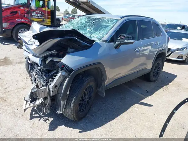 4T3RWRFV5NU064924 2022 TOYOTA RAV 4 - Image 2