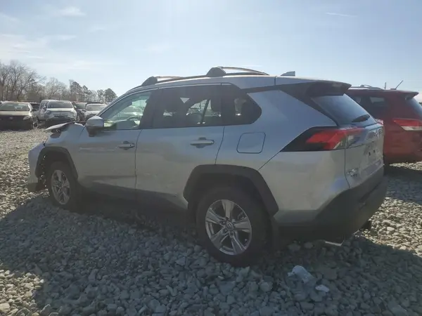 4T3RWRFV5NU068102 2022 TOYOTA RAV 4 - Image 2