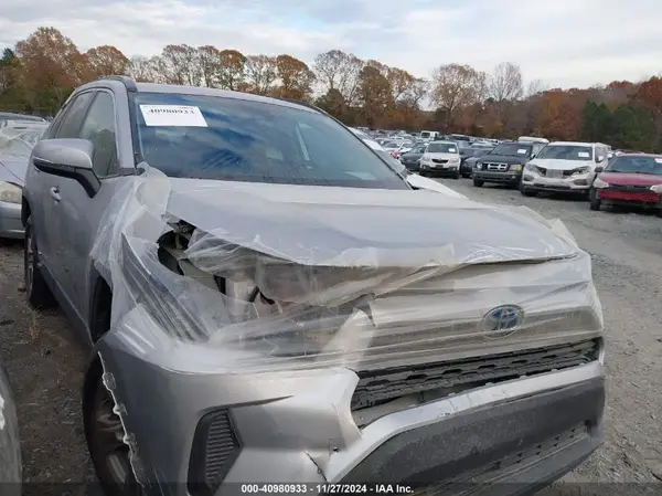 4T3RWRFV5NU075034 2022 TOYOTA RAV 4 - Image 1