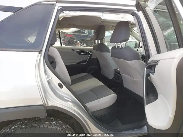 4T3RWRFV5RU111245 2024 TOYOTA RAV 4 - Image 8