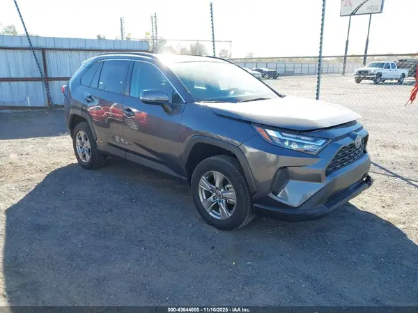 4T3RWRFV5RU145721 2024 TOYOTA RAV 4 - Image 1