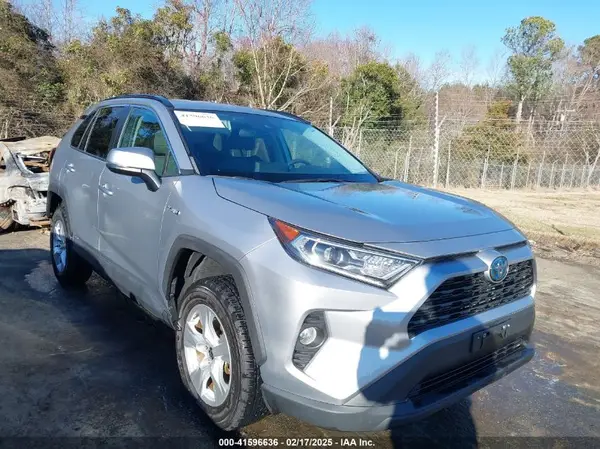 4T3RWRFV6MU017397 2021 TOYOTA RAV 4 - Image 1