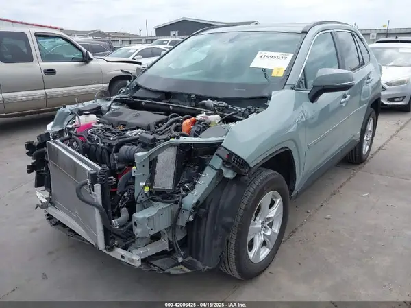 4T3RWRFV6MU020607 2021 TOYOTA RAV 4 - Image 2