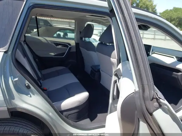 4T3RWRFV6MU020607 2021 TOYOTA RAV 4 - Image 8