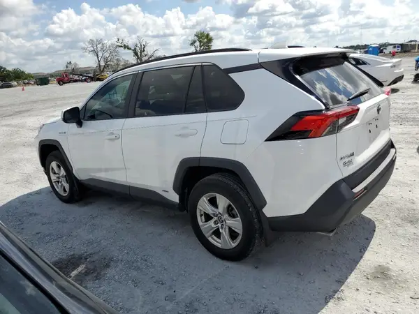 4T3RWRFV6MU038850 2021 TOYOTA RAV 4 - Image 2