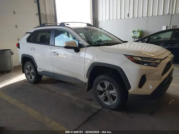 4T3RWRFV6NU056573 2022 TOYOTA RAV 4 - Image 1