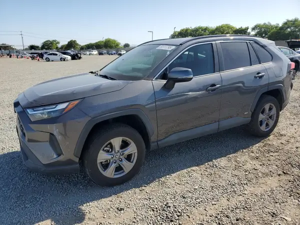 4T3RWRFV6NU063863 2022 TOYOTA RAV 4 - Image 1