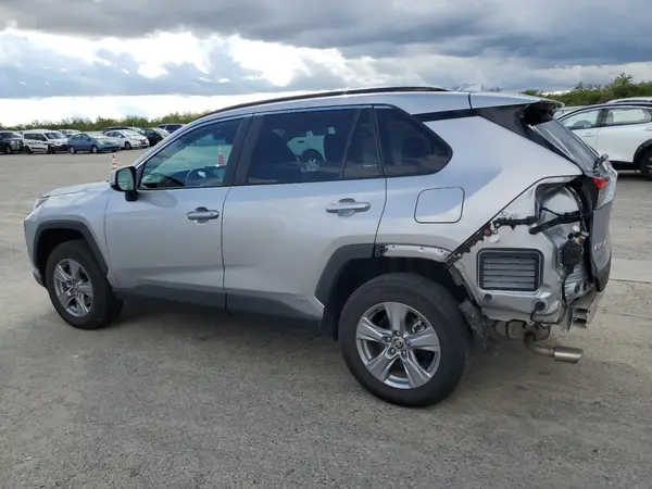 4T3RWRFV6NU066410 2022 TOYOTA RAV 4 - Image 2