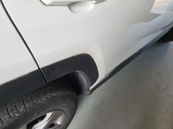 4T3RWRFV6NU073373 2022 TOYOTA RAV 4 - Image 2
