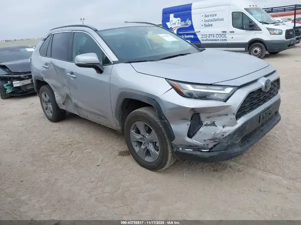 4T3RWRFV6SU182329 2025 TOYOTA RAV 4 - Image 1