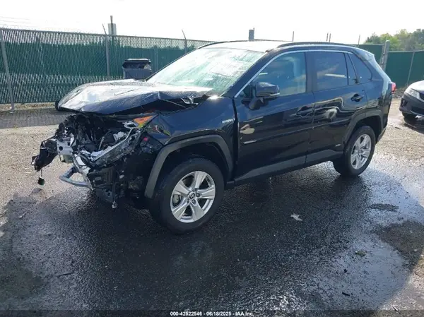 4T3RWRFV7MU033916 2021 TOYOTA RAV 4 - Image 2