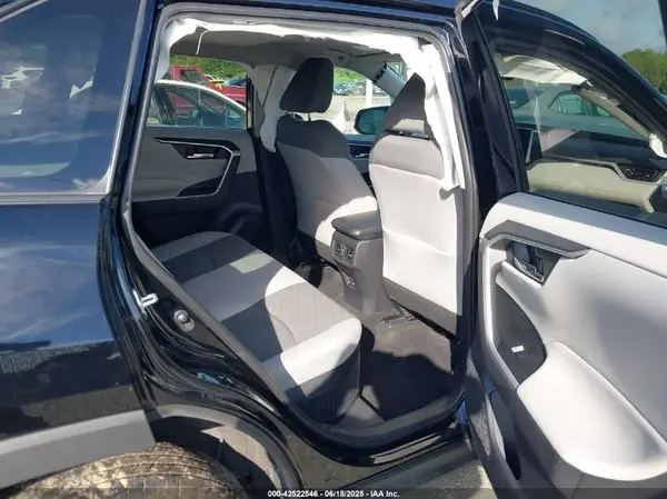 4T3RWRFV7MU033916 2021 TOYOTA RAV 4 - Image 8