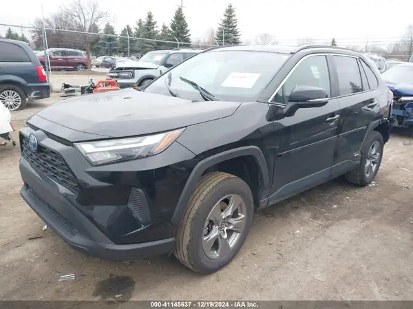 4T3RWRFV7NU066318 2022 TOYOTA RAV 4 - Image 2