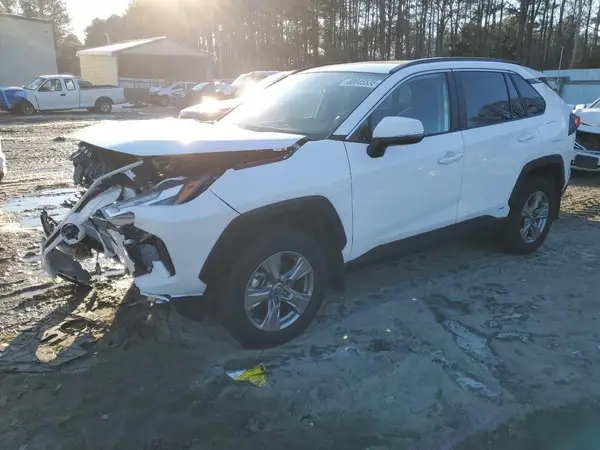 4T3RWRFV7RU139032 2024 TOYOTA RAV 4 - Image 1