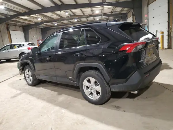 4T3RWRFV8MU043032 2021 TOYOTA RAV 4 - Image 2