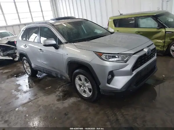 4T3RWRFV8MU045041 2021 TOYOTA RAV 4 - Image 1