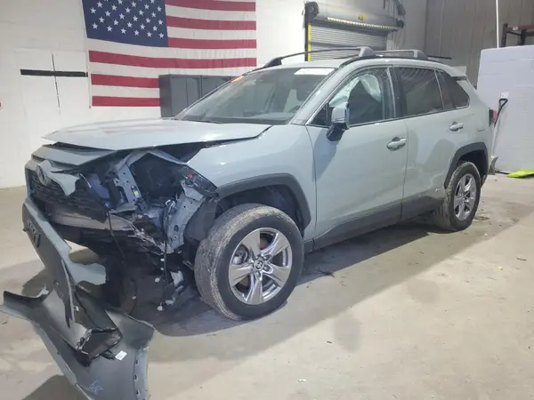 4T3RWRFV8NU064349 2022 TOYOTA RAV 4 - Image 1