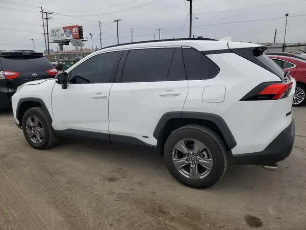 4T3RWRFV8RU130923 2024 TOYOTA RAV 4 - Image 2